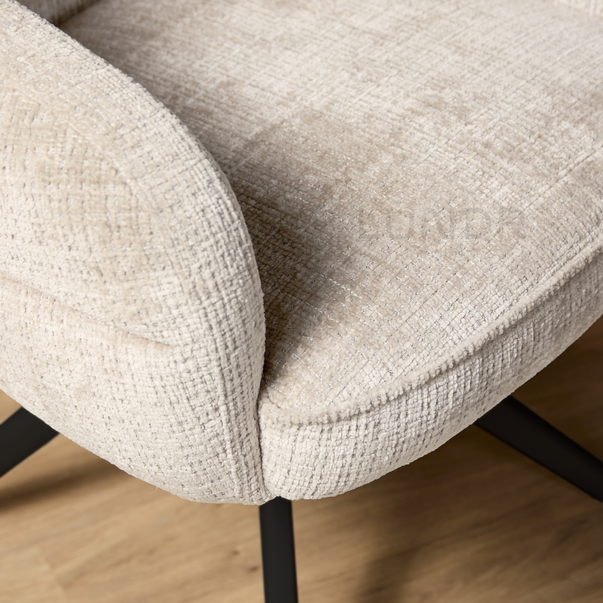 Eetkamerstoel SAGA – Off White – Poot Black