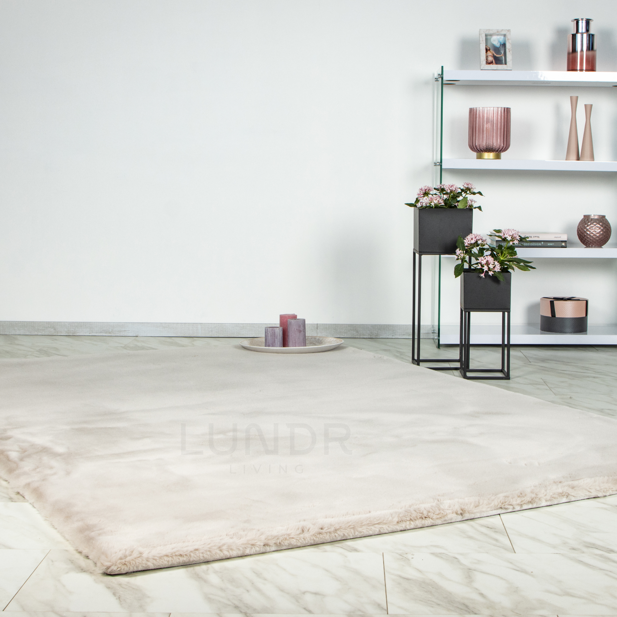 MJUK – Fluffy Vloerkleed Taupe