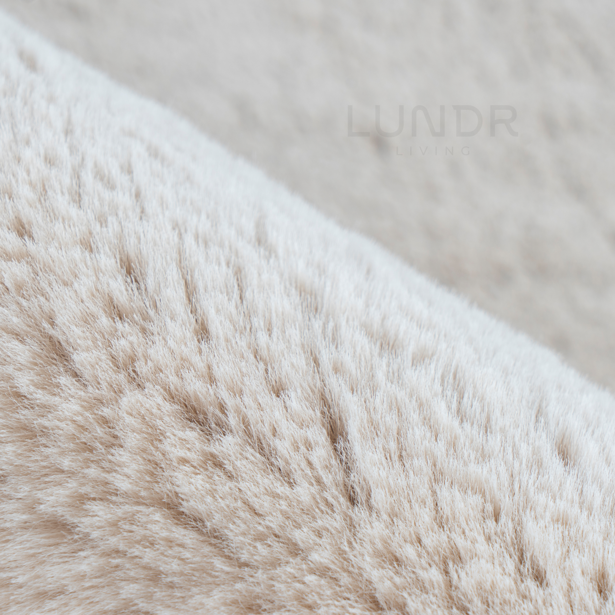 MJUK RUND – Fluffy Rond Vloerkleed Beige