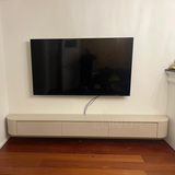 ELVA – Curved Zwevend TV-Meubel 280 cm - Beige